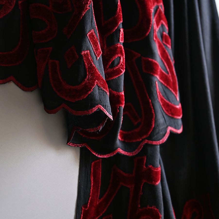 
                  
                    Black & Red Velvet Applique Work Calligraphy Scarf
                  
                